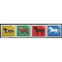 FAU5/S Alemania Federal Germany Nº 441/44 1969 Por la juventud-caballos-Lujo FAU5/S Alemania Federal Germany Nº 441/44 1969 Por la juventud-caballos-Lujo