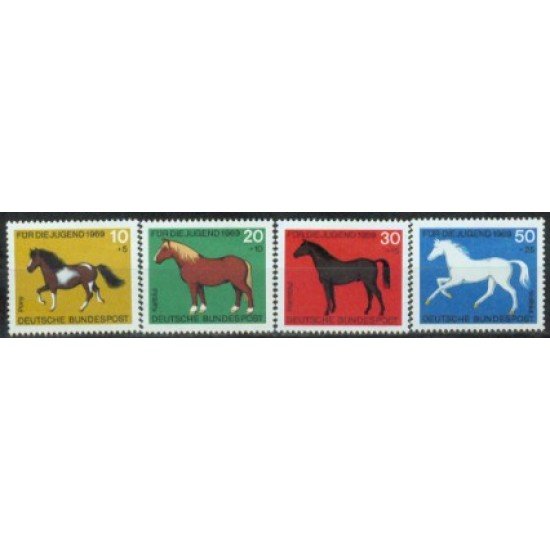 FAU5/S Alemania Federal Germany Nº 441/44 1969 Por la juventud-caballos-Lujo FAU5/S Alemania Federal Germany Nº 441/44 1969 Por la juventud-caballos-Lujo