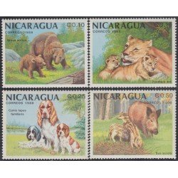 Nicaragua 1504/07 1988 Animales y sus crías MNH
