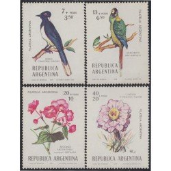 Argentina 1053/1056 1976 Pájaros y Flores Birds and Flowers MNH Argentina 1053/1056 1976 Pájaros y Flores Birds and Flowers MNH
