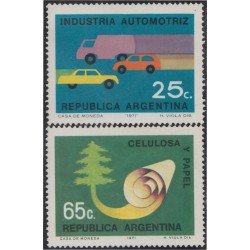 Argentina 904/05 1971 Industria Nacional Automoción Celulosa y papel MH 