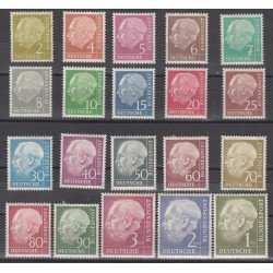 Alemania Federal - 62A/72B - GERMANY 1953-54 70º Aniv. del presidente Thedore Heuss (fijasellos) Alemania Federal - 62A/72B - GERMANY 1953-54 70º Aniv. del presidente Thedore Heuss (fijasellos)