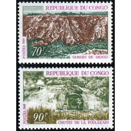VAR2/S Congo francés  Nº 252/53  1970  Turismo Paisajes Lujo