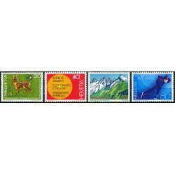 DEP7/S Suiza  1009/12 1976 Alpes suizos y varios MNH