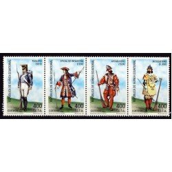 Guinea Ecuatorial 288/91 2002 Uniformes militares MNH