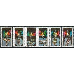 DEP4 Rep. Centroafricana  Nº 383/86 + A 204/06   MNH