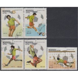 Nicaragua 1175/79 1982 España 82 Copa del mundo de Fútbol Usado