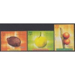 Perú 1486/88 2005 Frutas de la Selva Peruana Aguaje Araza y Cocona fruits  MNH