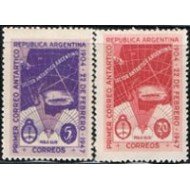 Argentina 485/86 1947 43 Años del primer correo Antartico Argentino Argentina 485/86 1947 43 Años del primer correo Antartico Argentino